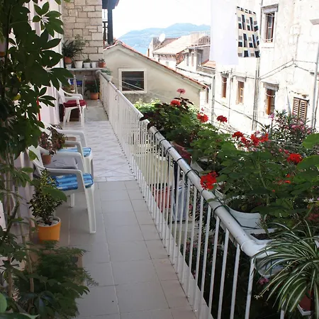 Nonette * Korčula